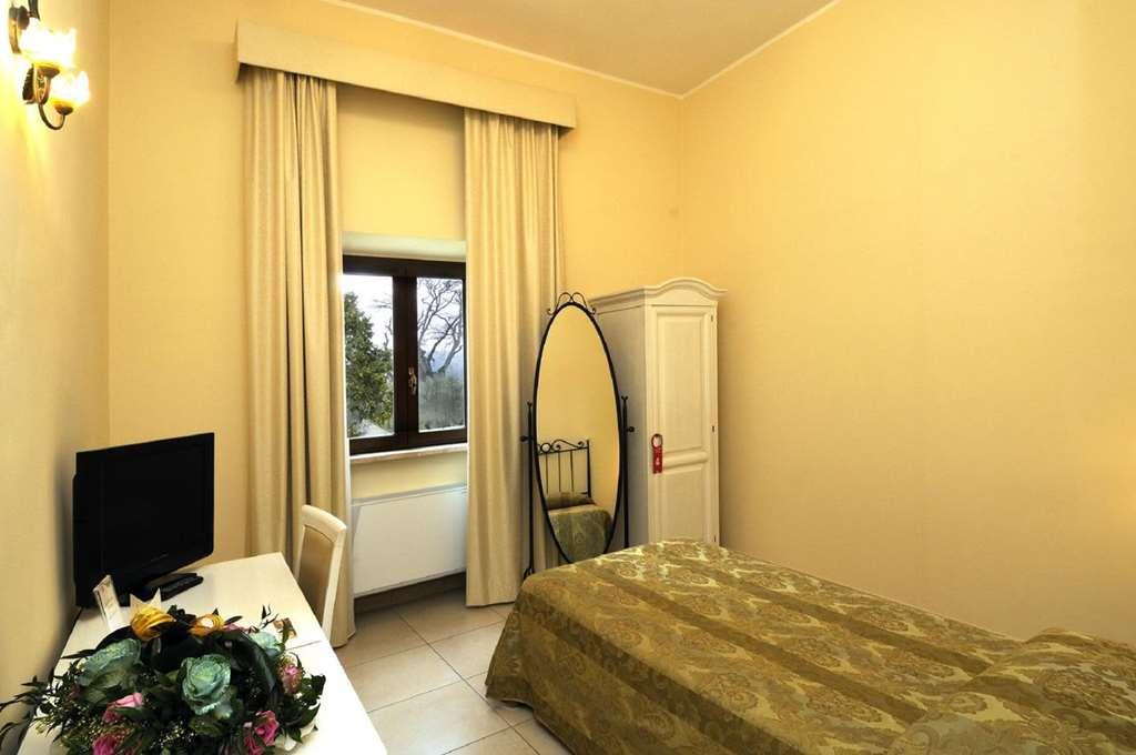 Hotel Villa Fiorita Giulianova Chambre photo